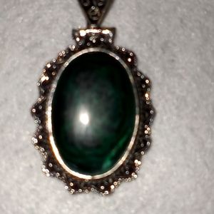 Natural green malachite gemstone pendant NWOT